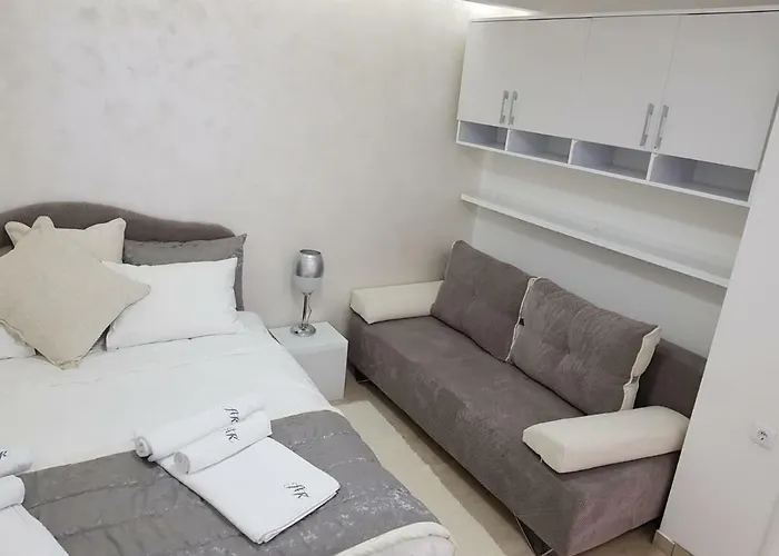 Superior Lux * Κοπαόνικ